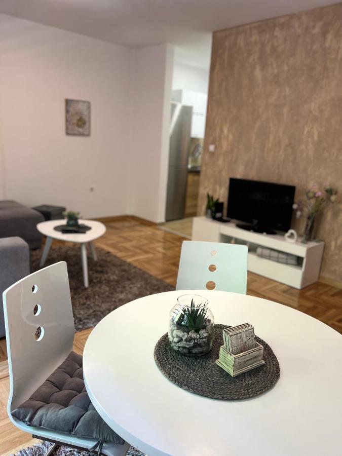 Centar Ns Apartment Novi Sad Ngoại thất bức ảnh